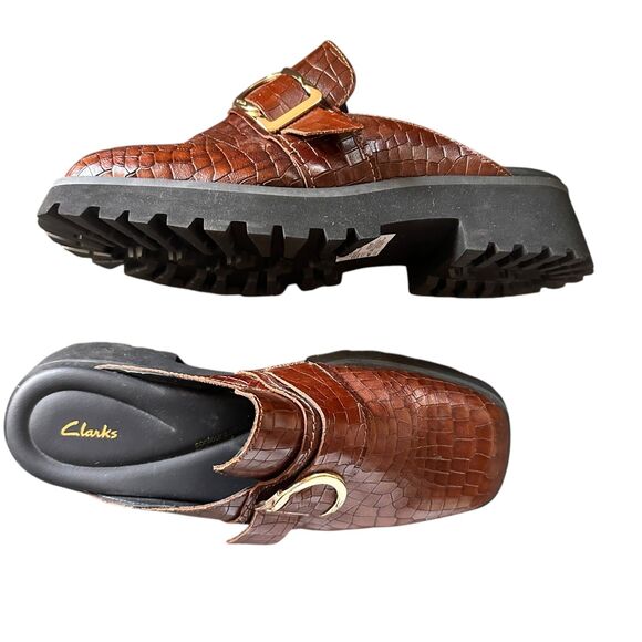 CLARKS Stayso Free Brown Croc Mule NWOB Sz9 - Picture 2 of 4
